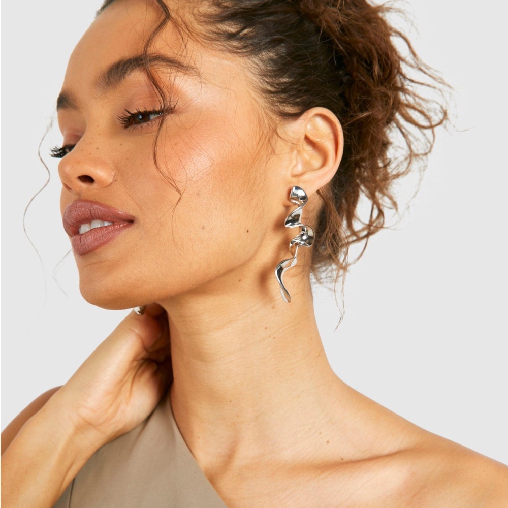 Elegant Silver Drop Earrings